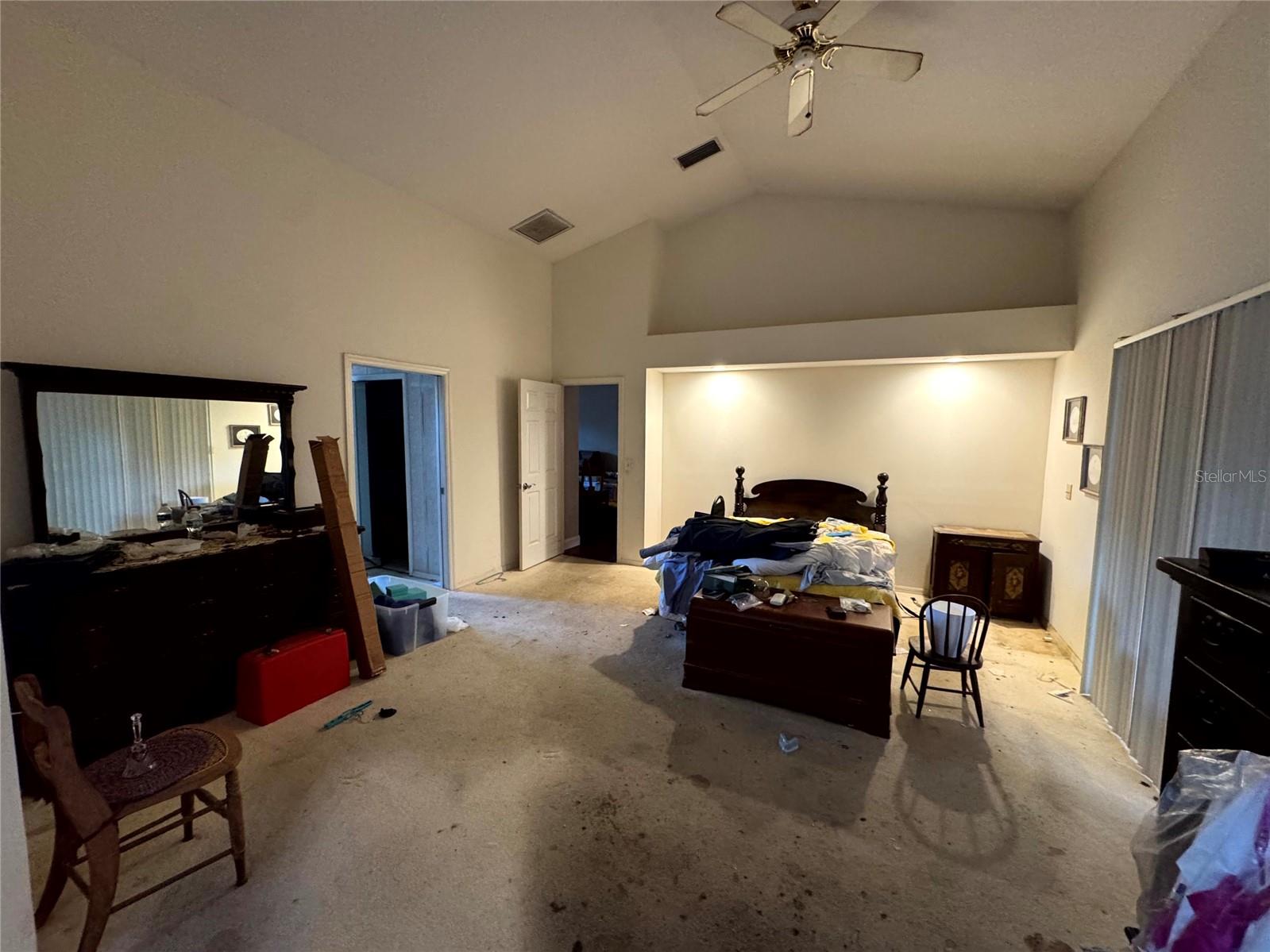 Image 10 of 21 For 905 Bearded Oaks Terrace