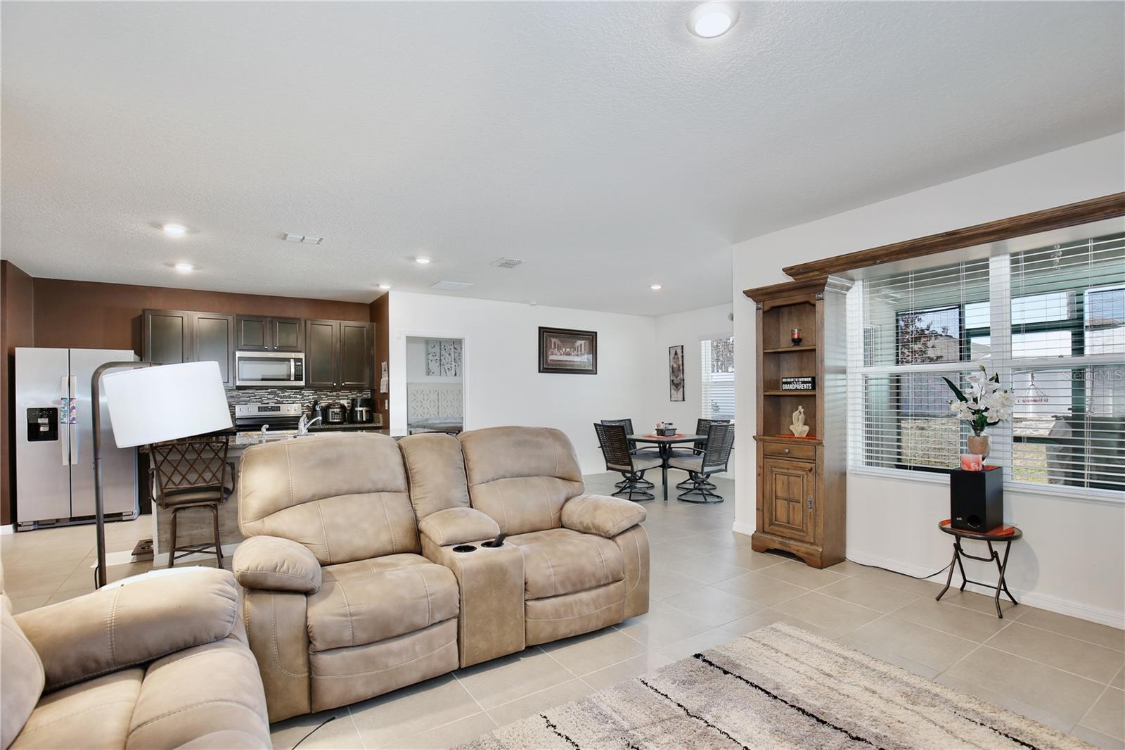 Image 6 of 31 For 348 Hickory Course Radial