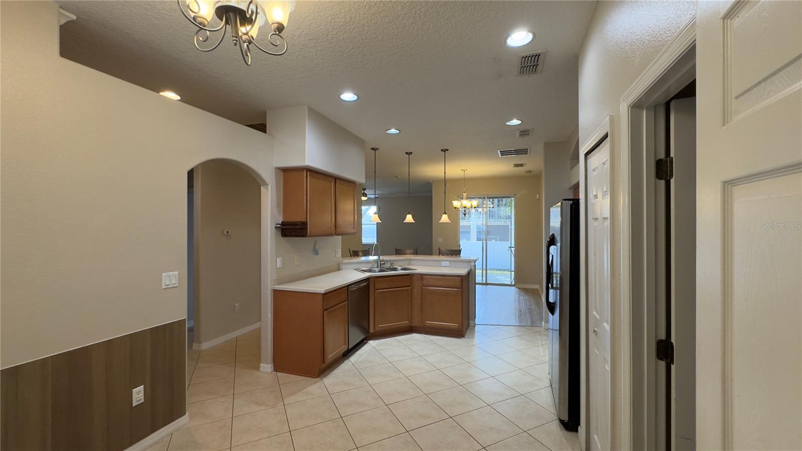 Image 29 of 60 For 15408 Groose Point Ln