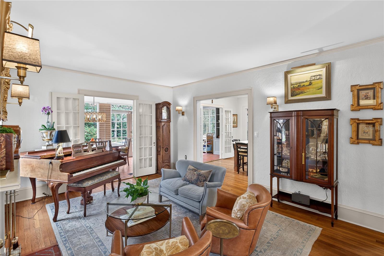 Image 4 of 60 For 1226 Golden Lane