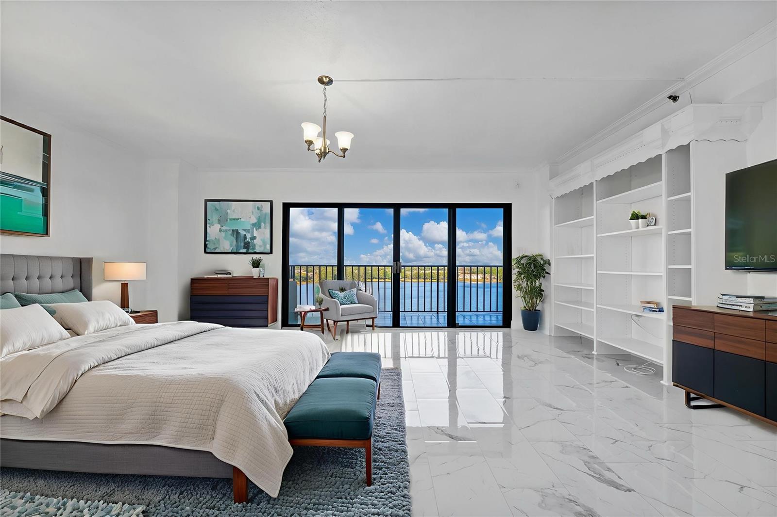 Image 13 of 42 For 7550 Hinson Street 10