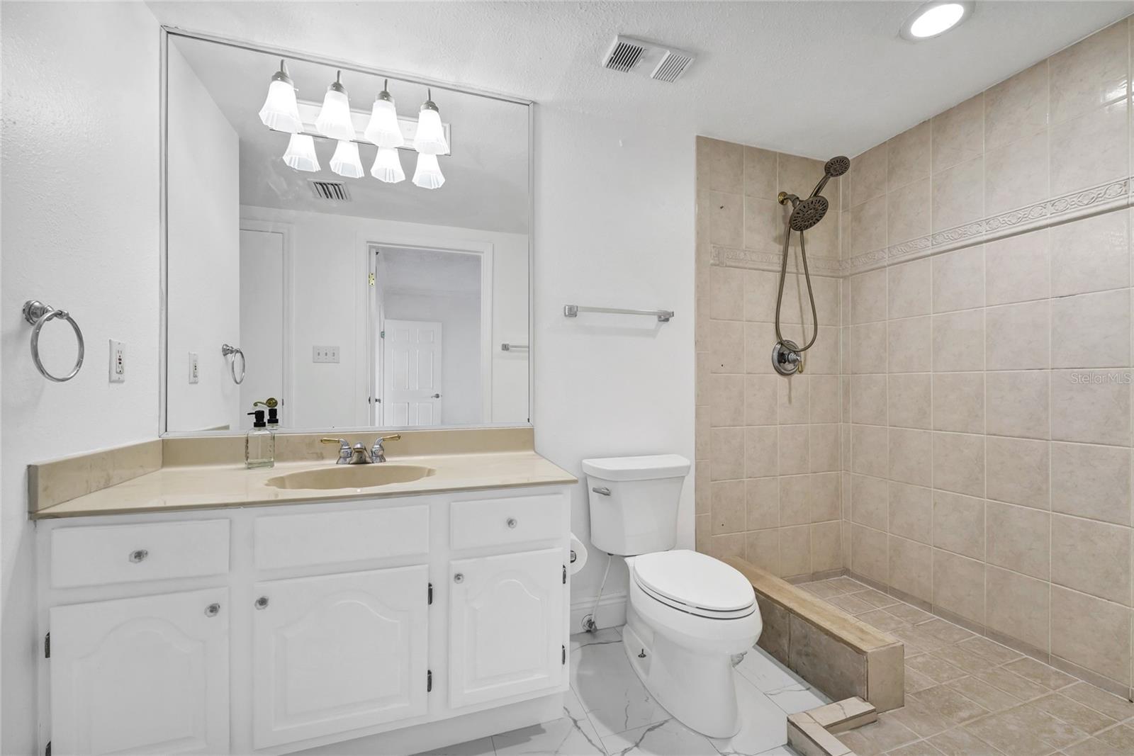 Image 22 of 42 For 7550 Hinson Street 10