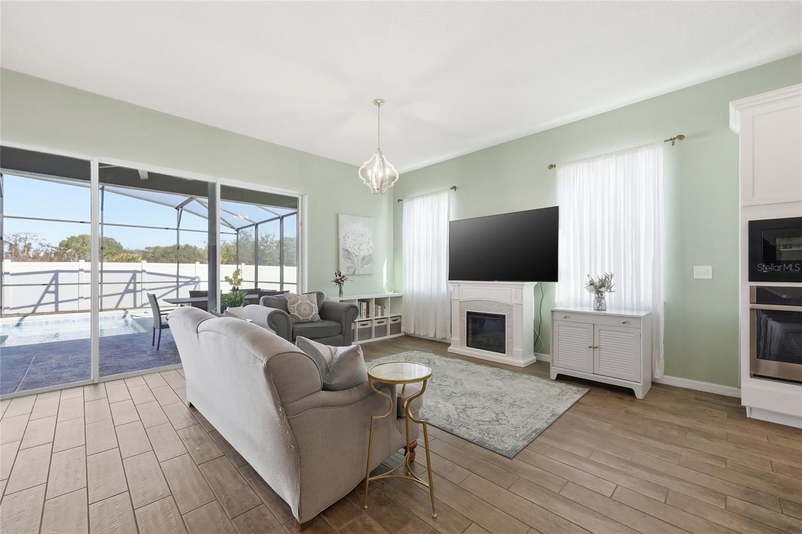 Image 21 of 50 For 15023 Sunstar Way