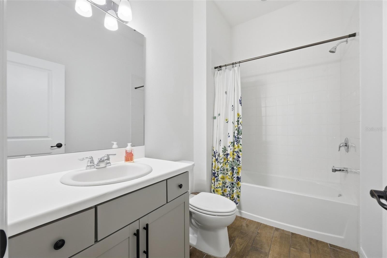 Image 29 of 50 For 15023 Sunstar Way