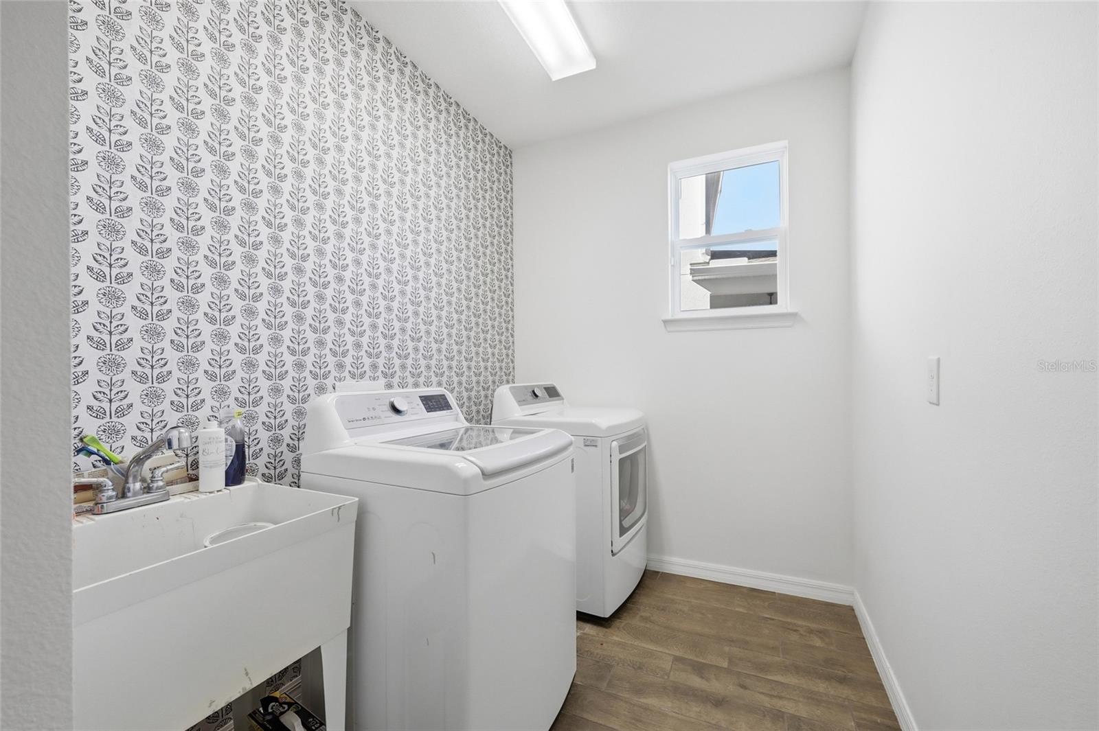 Image 40 of 50 For 15023 Sunstar Way