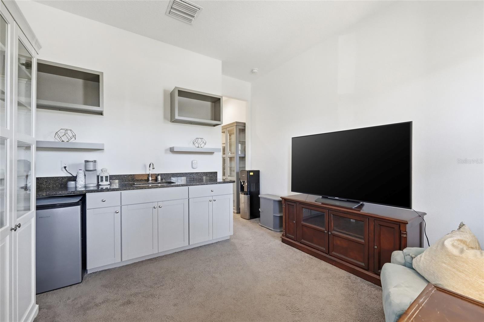 Image 6 of 50 For 15023 Sunstar Way