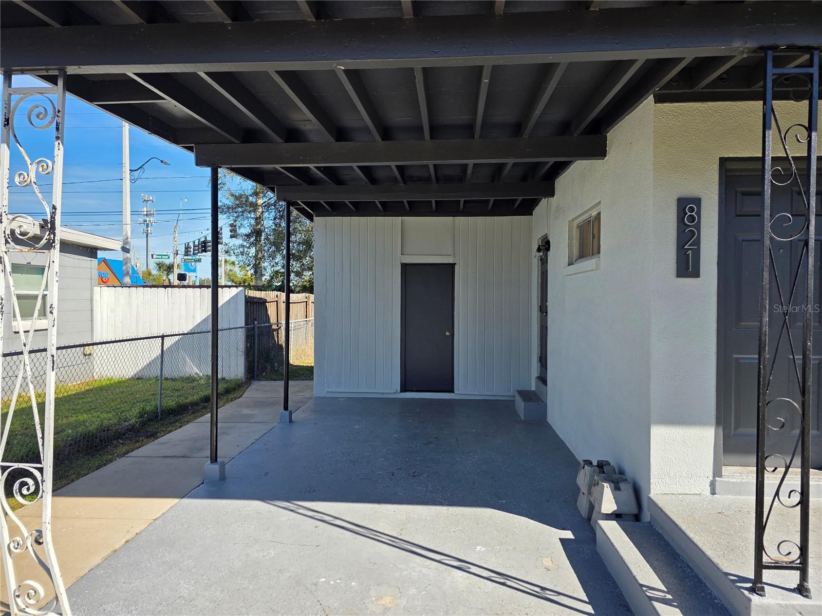 Image 11 of 44 For 821 Solandra Drive