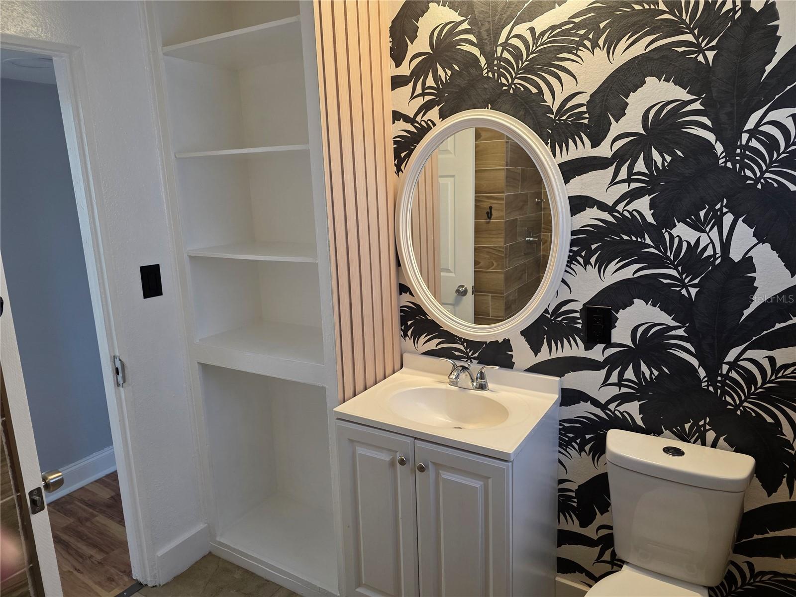 Image 17 of 44 For 821 Solandra Drive