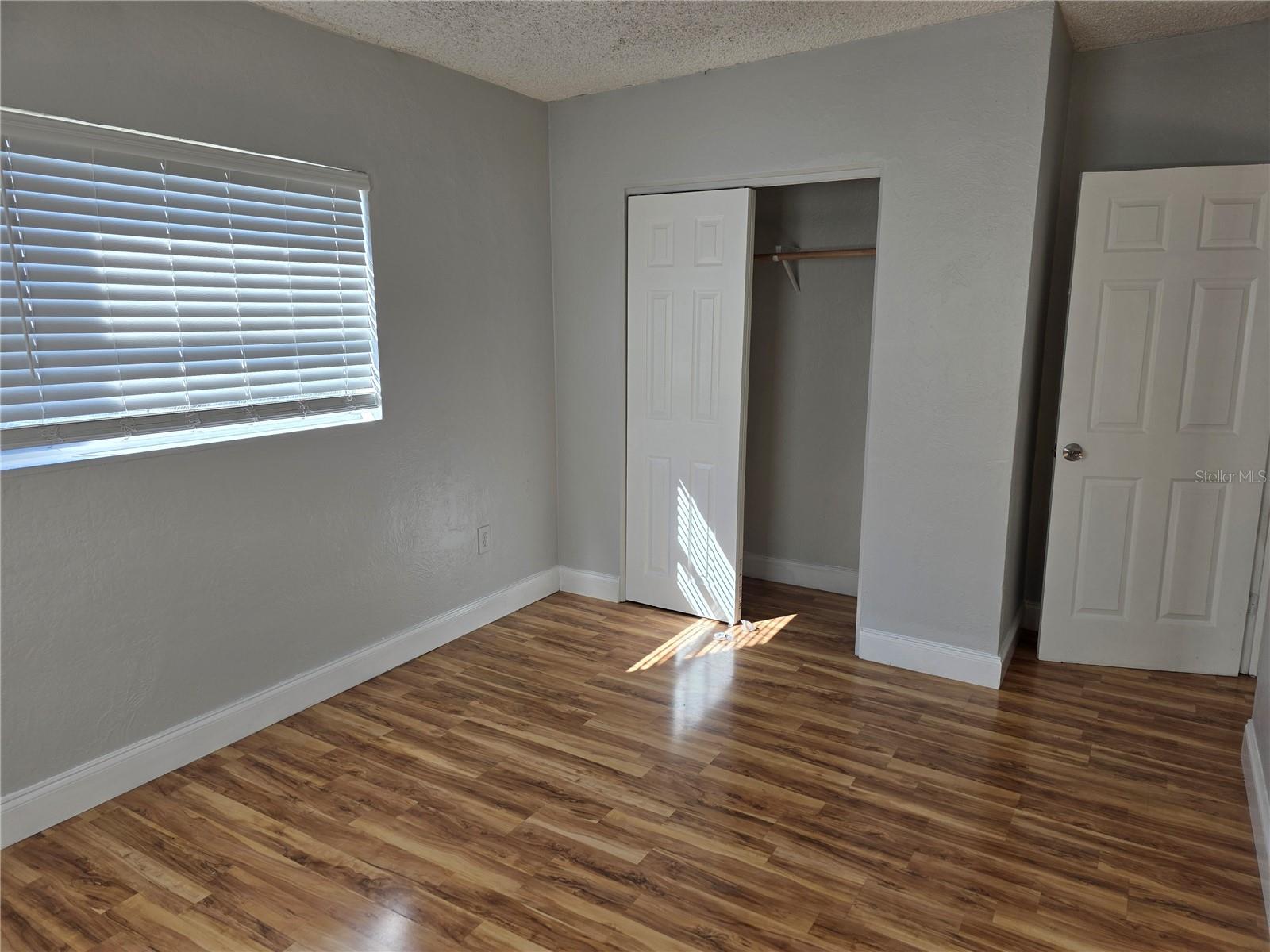 Image 21 of 44 For 821 Solandra Drive