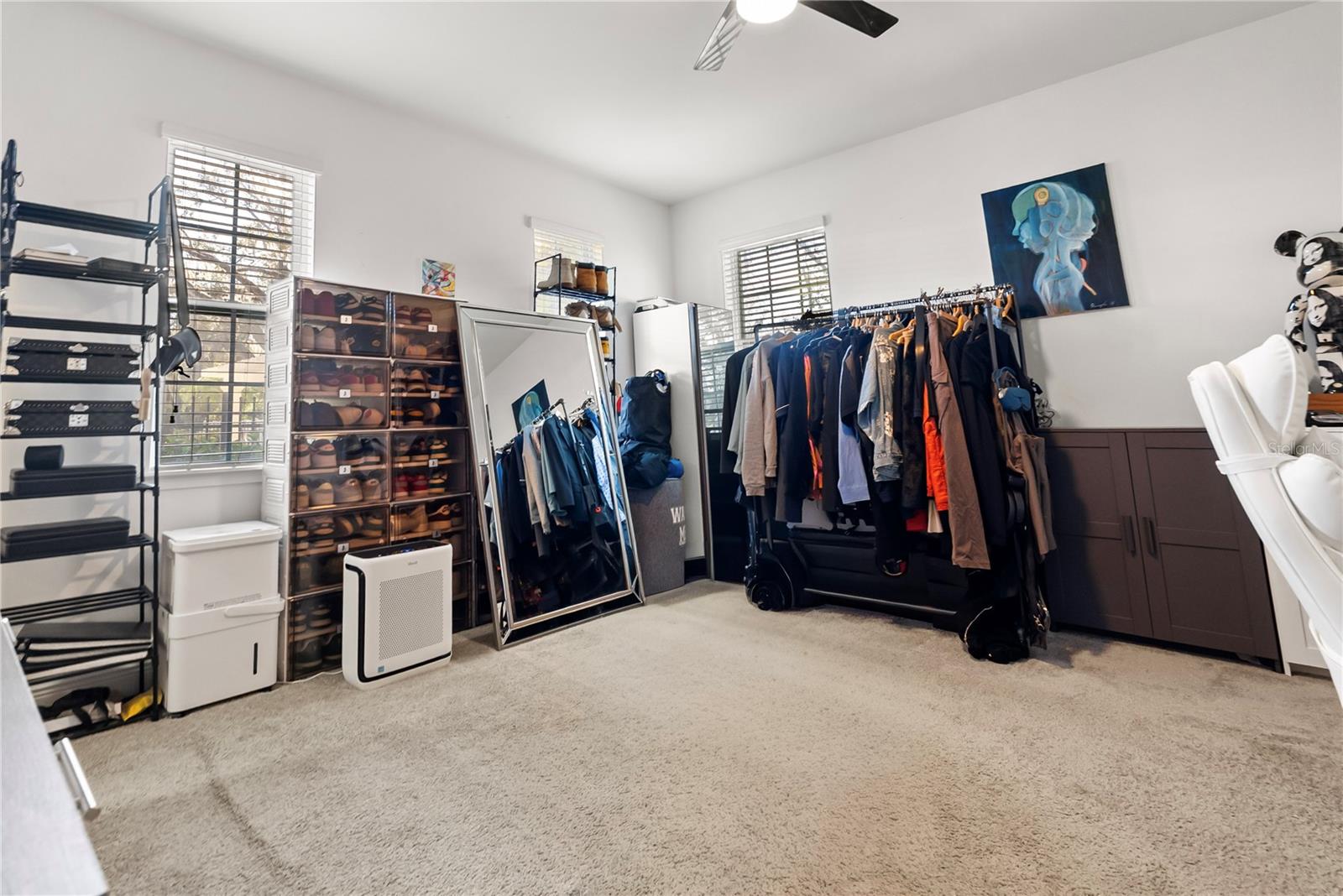 Image 26 of 29 For 520 Lanark Court