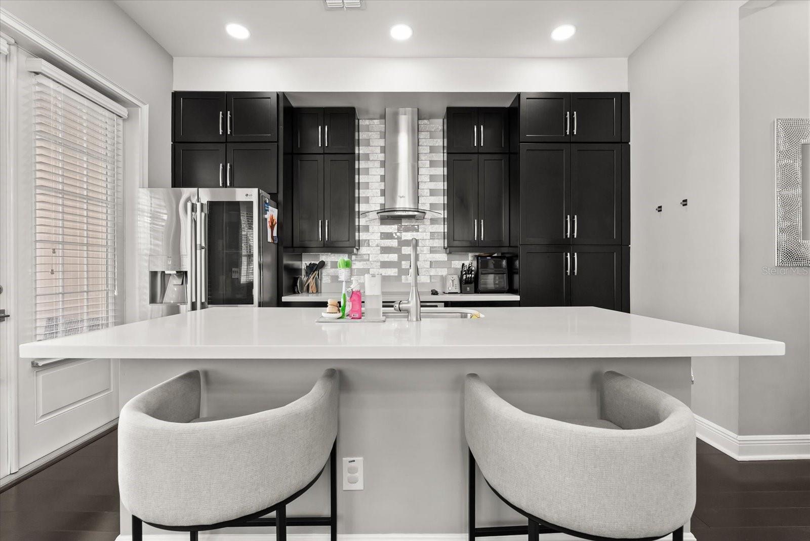 Image 7 of 29 For 520 Lanark Court