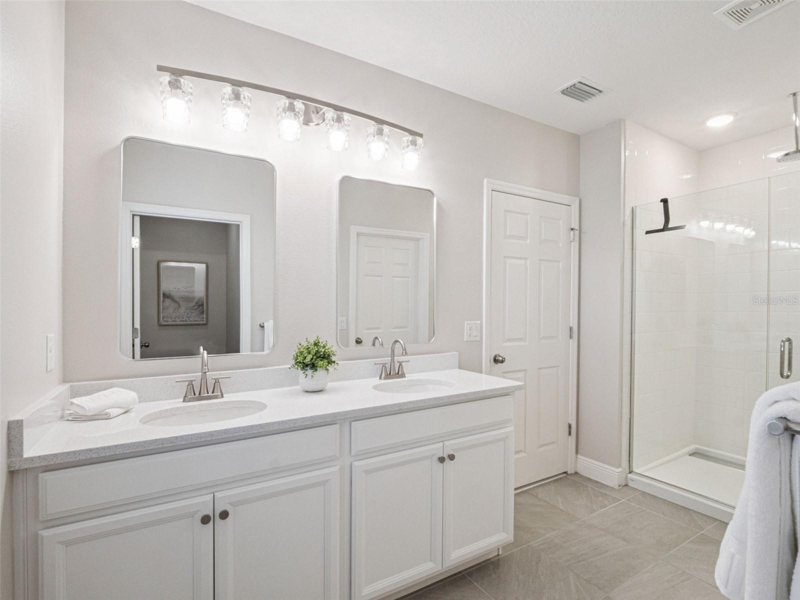 Image 18 of 35 For 1040 Golden Dawn Loop