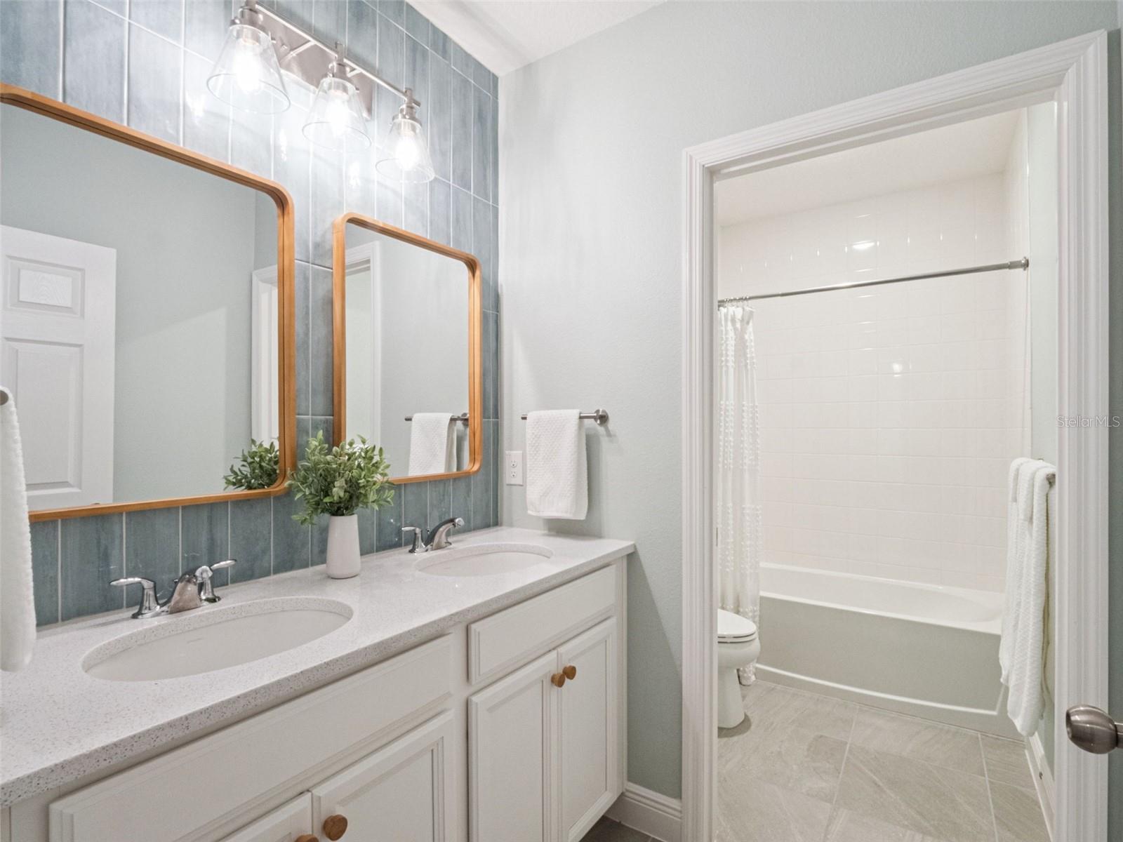 Image 21 of 35 For 1040 Golden Dawn Loop