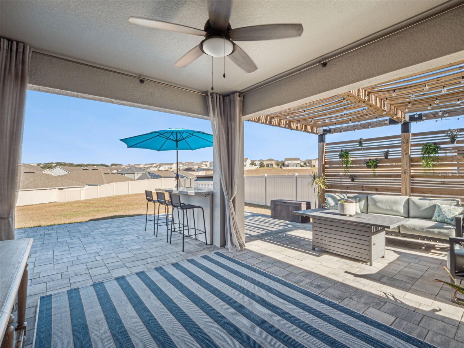 Image 3 of 35 For 1040 Golden Dawn Loop