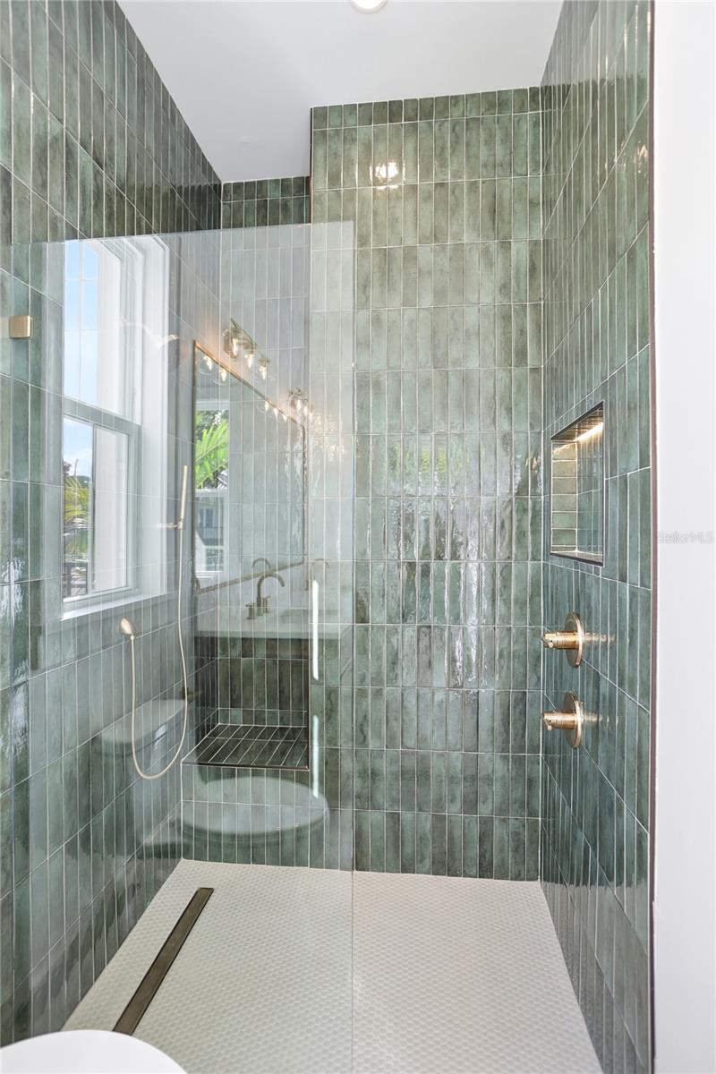 Image 30 of 58 For 9 Newell Street