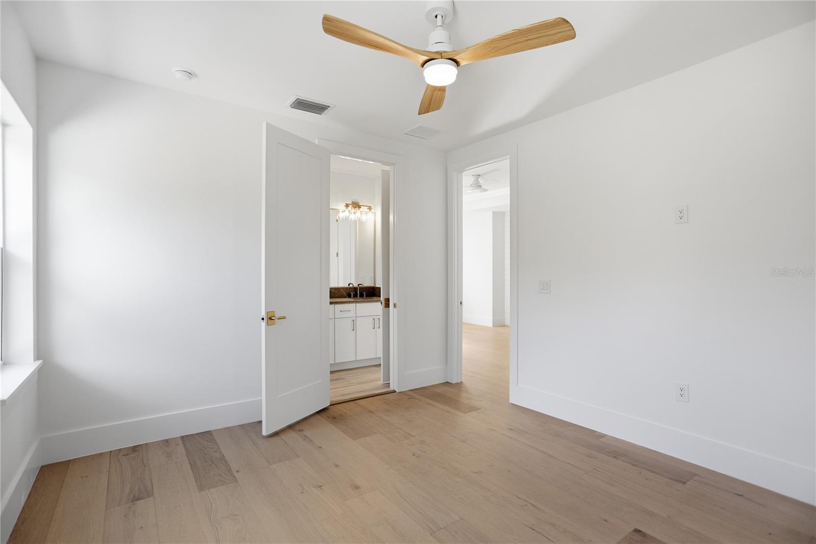 Image 37 of 58 For 9 Newell Street