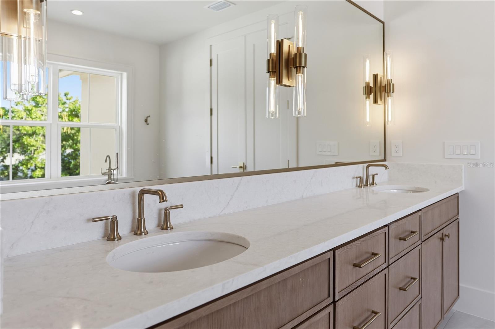 Image 54 of 58 For 9 Newell Street