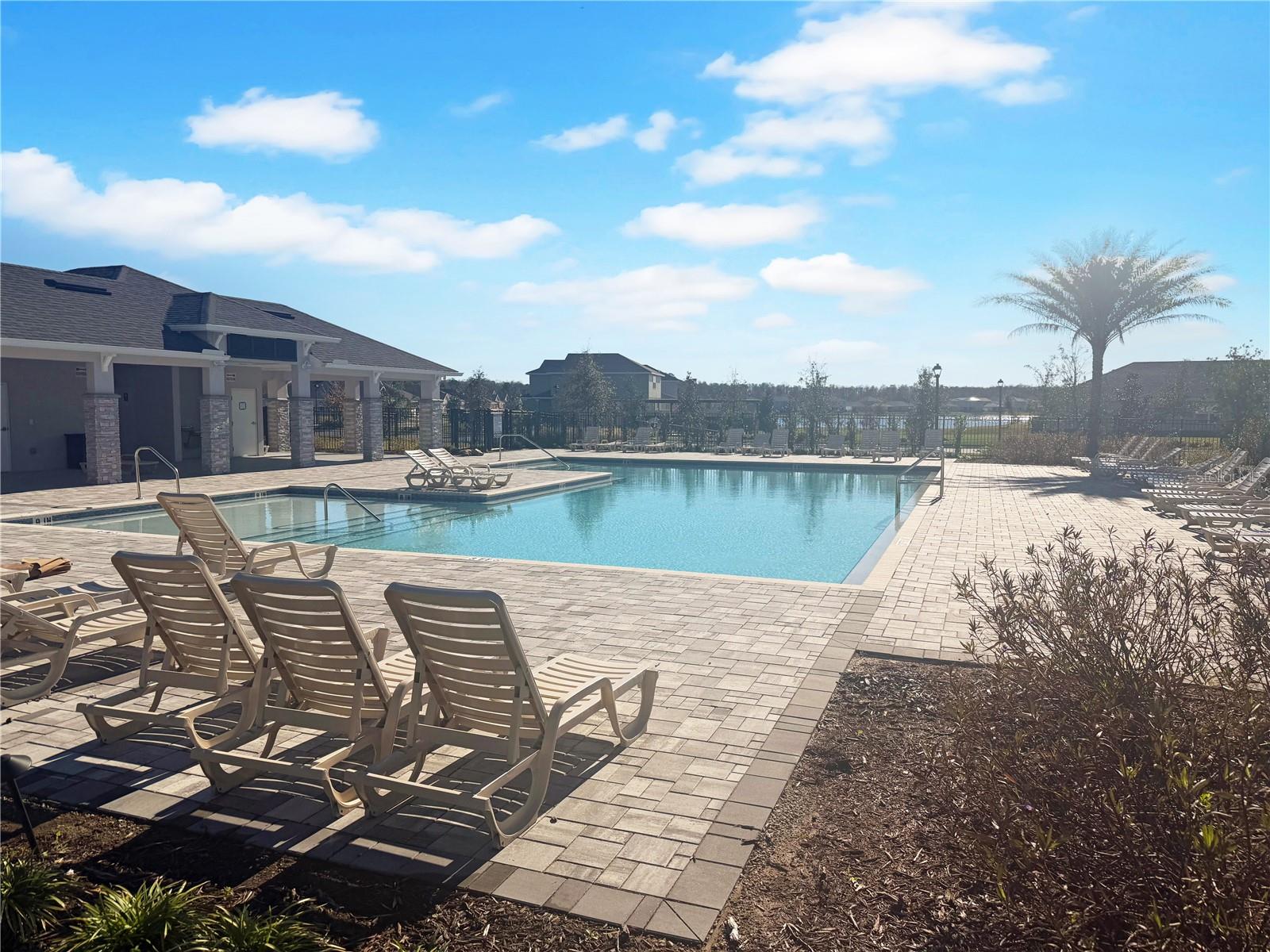 Image 7 of 7 For 7581 Bent Tree Loop