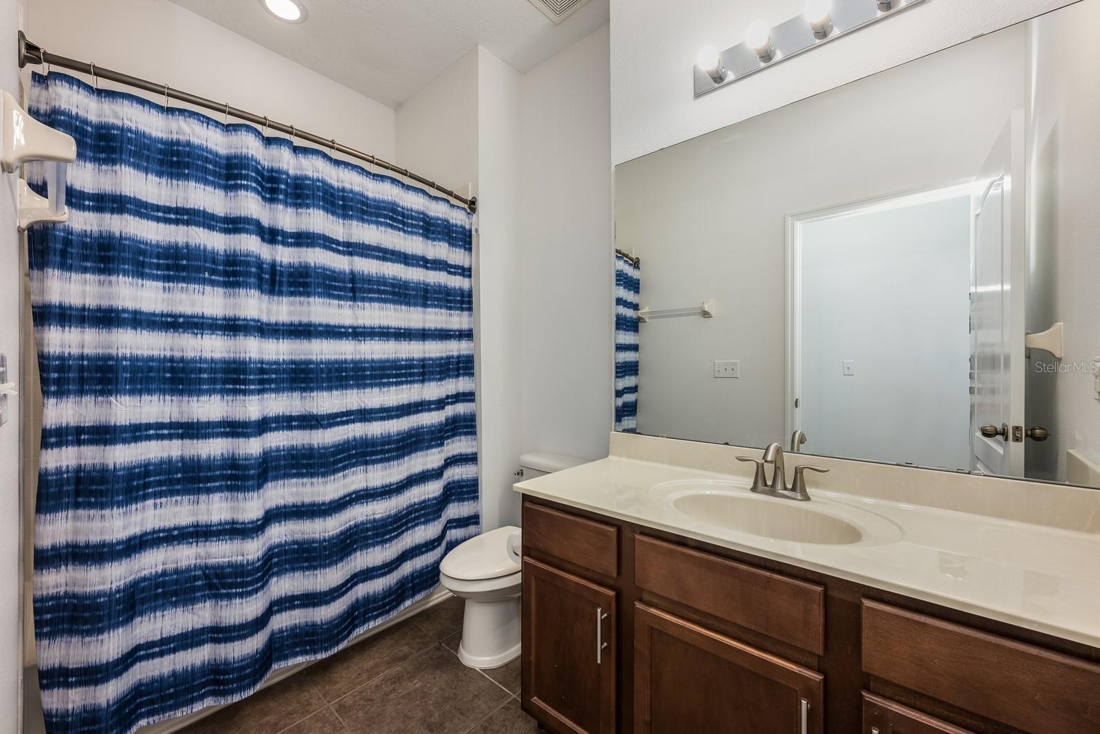 Image 19 of 37 For 10111 Tierra Bella Drive