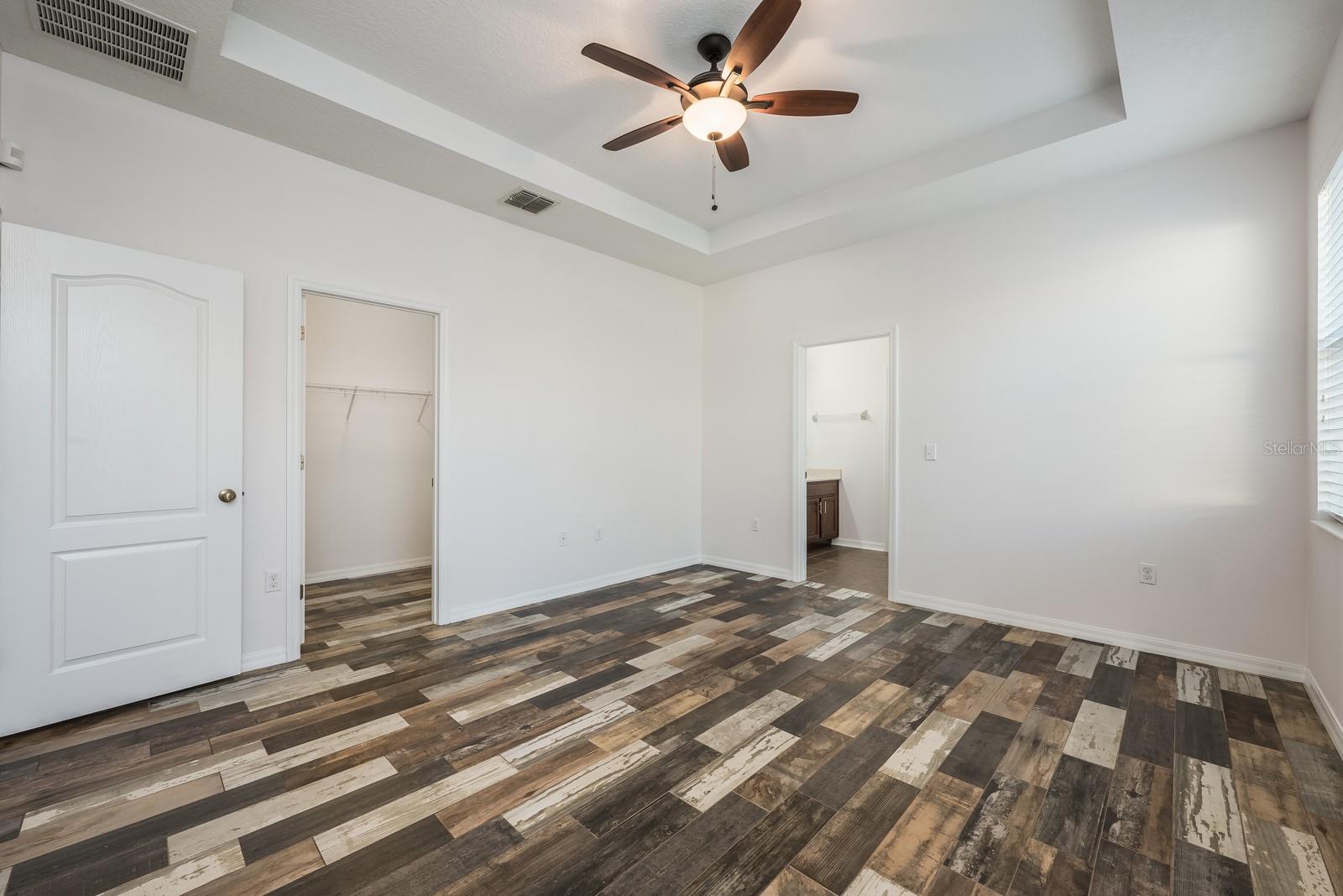 Image 33 of 37 For 10111 Tierra Bella Drive