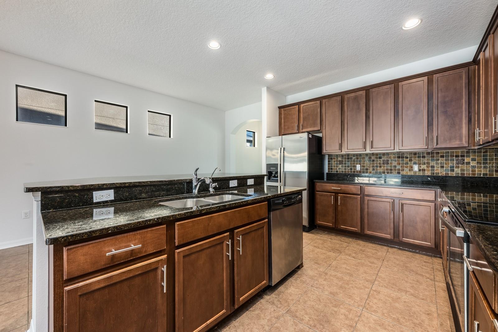 Image 7 of 37 For 10111 Tierra Bella Drive