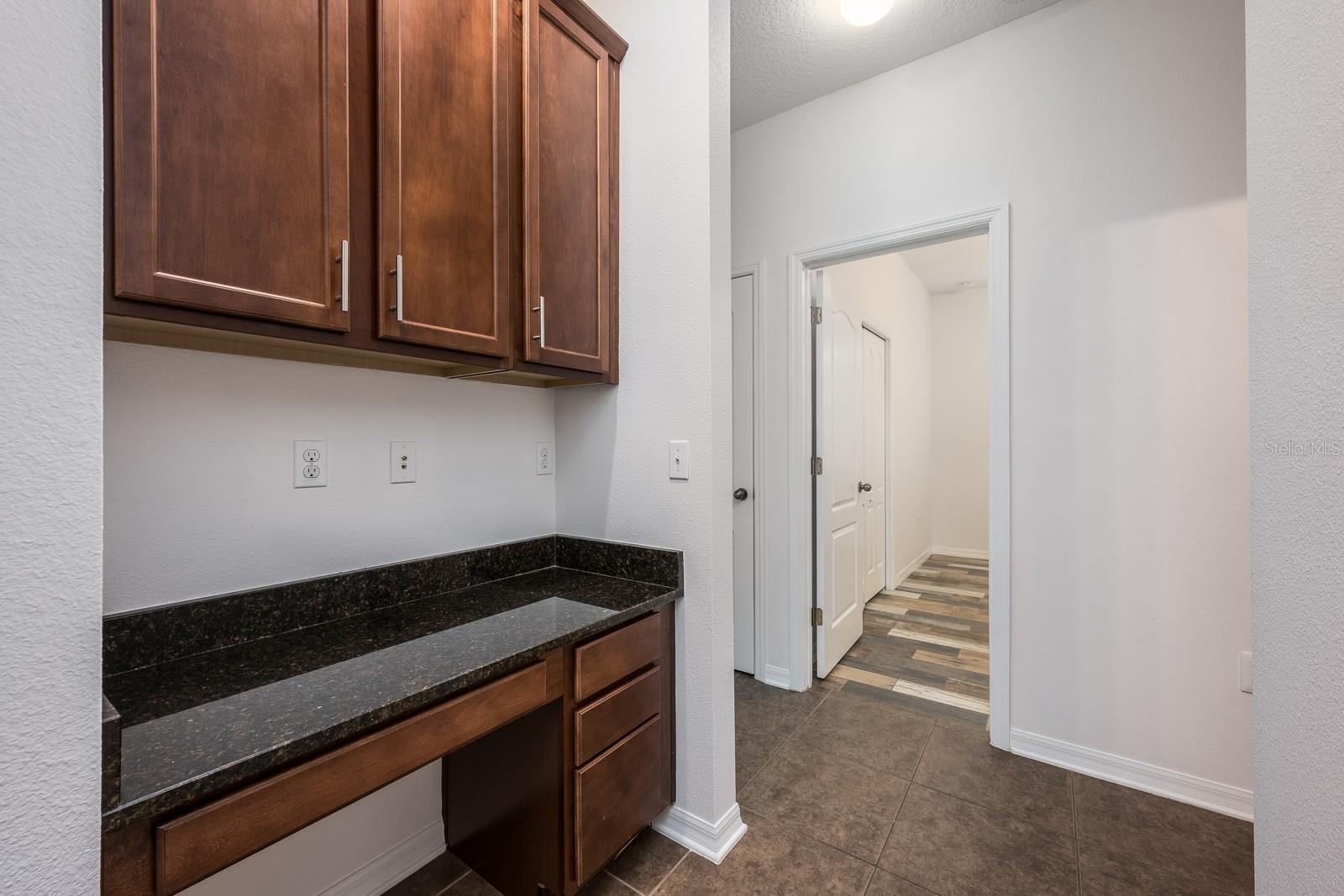 Image 9 of 37 For 10111 Tierra Bella Drive