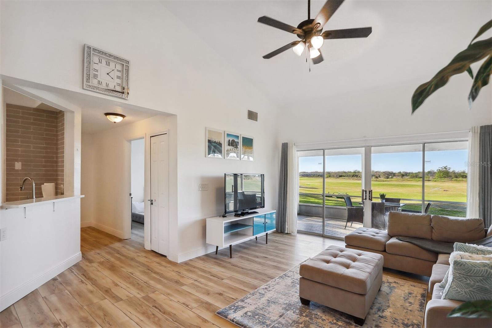 Image 14 of 39 For 312 Eagle Ridge Drive 312