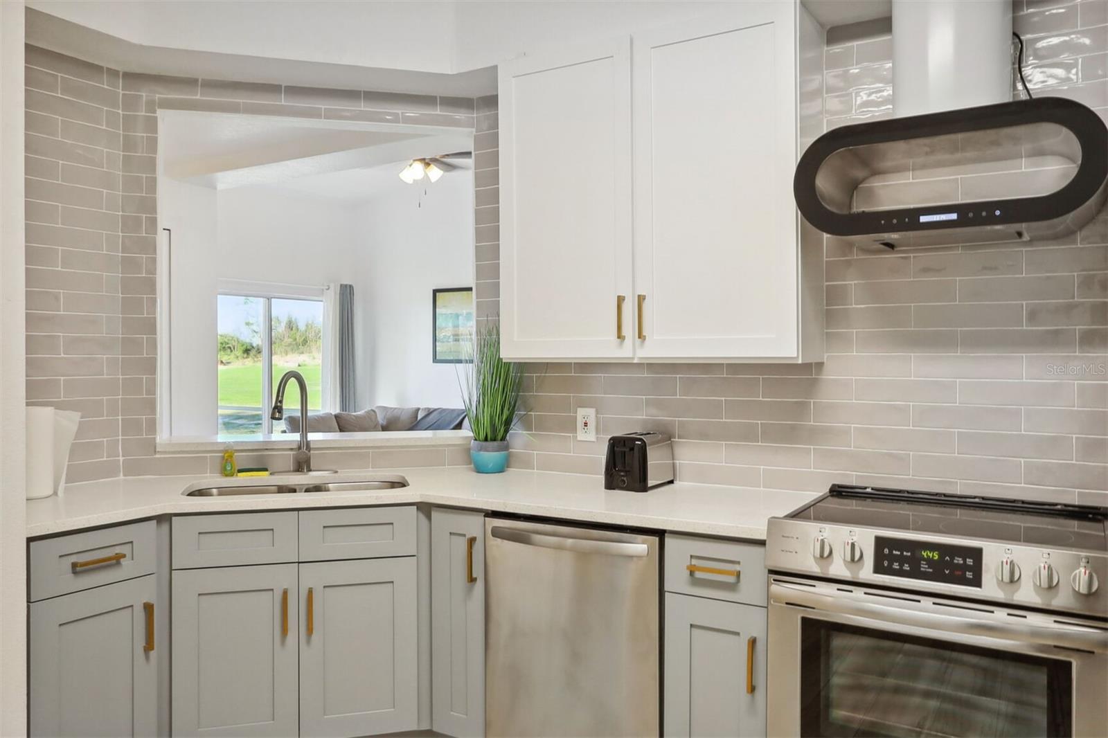 Image 17 of 39 For 312 Eagle Ridge Drive 312