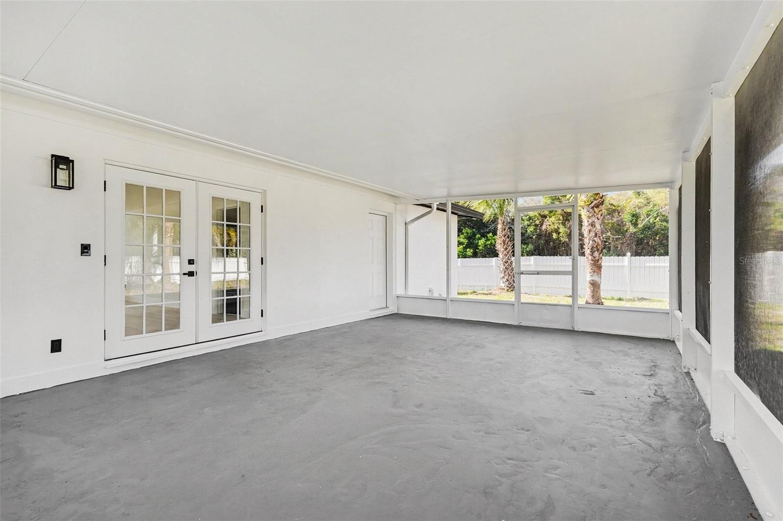 Image 22 of 26 For 3440 Kirby Drive