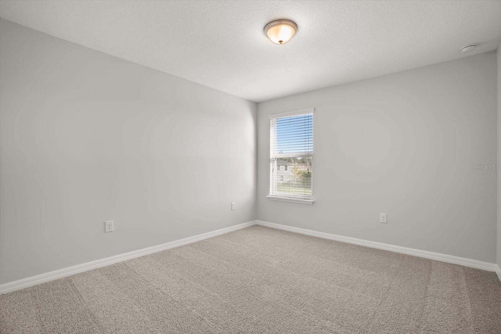 Image 21 of 37 For 4909 Waters Gate Drive