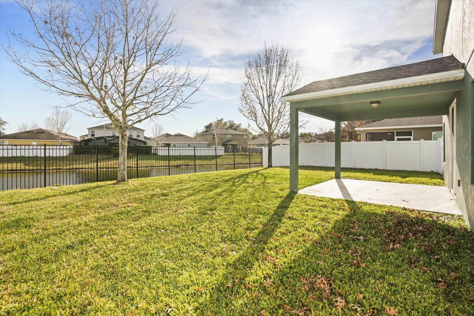 Image 31 of 37 For 4909 Waters Gate Drive