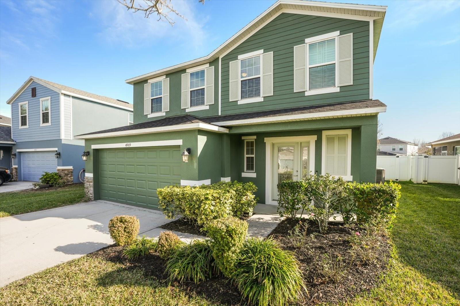 Image 33 of 37 For 4909 Waters Gate Drive