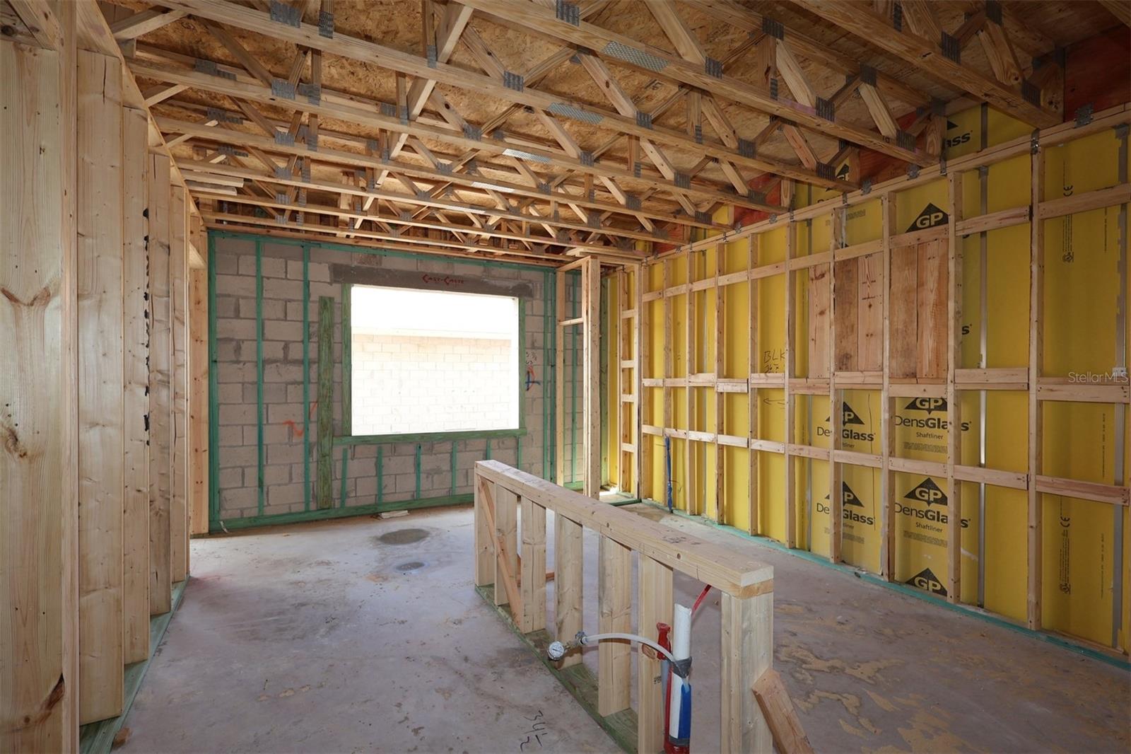 Image 4 of 15 For 1390 Mount Royal Drive