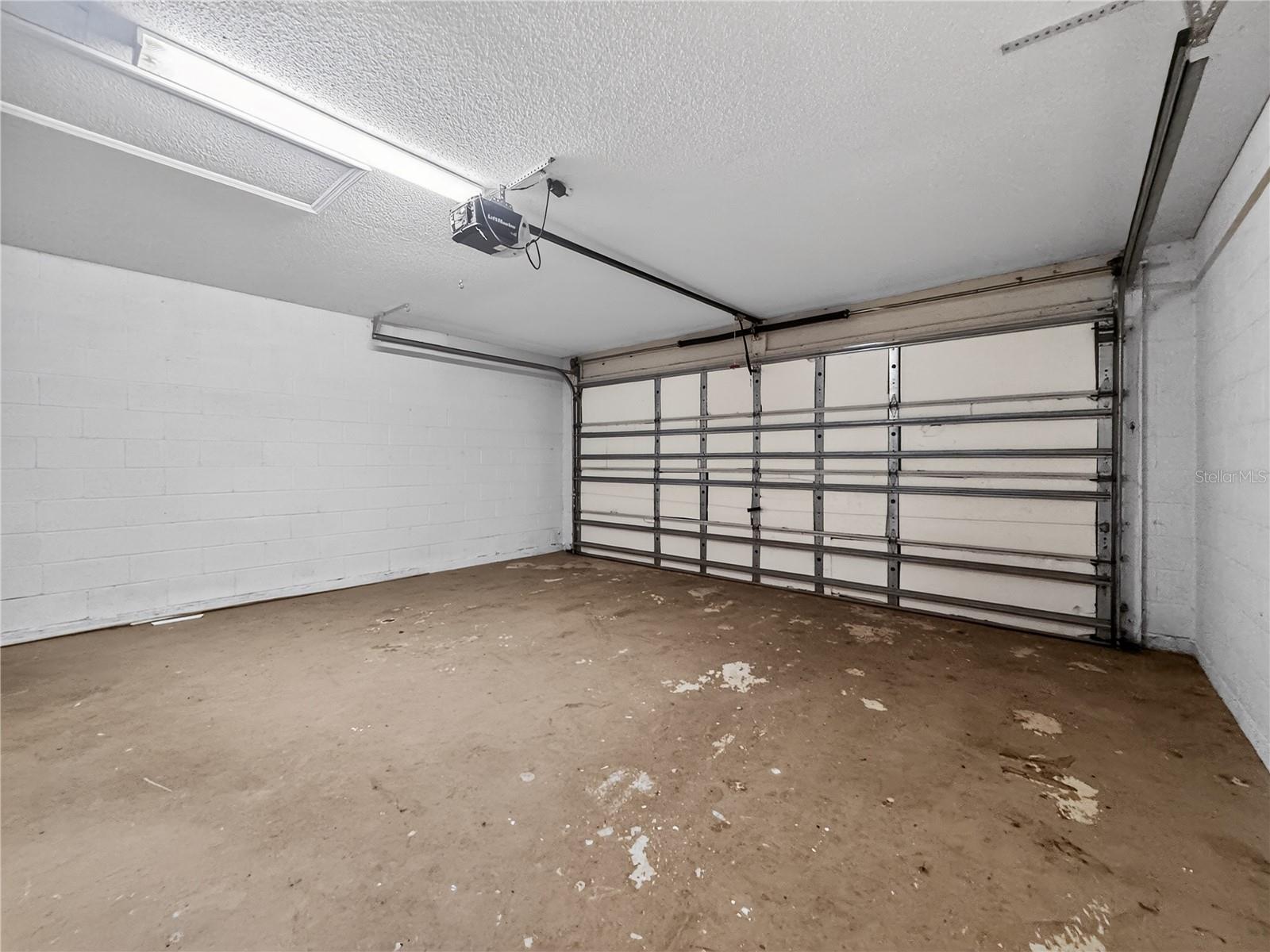 Image 21 of 30 For 835 Lancaster Avenue