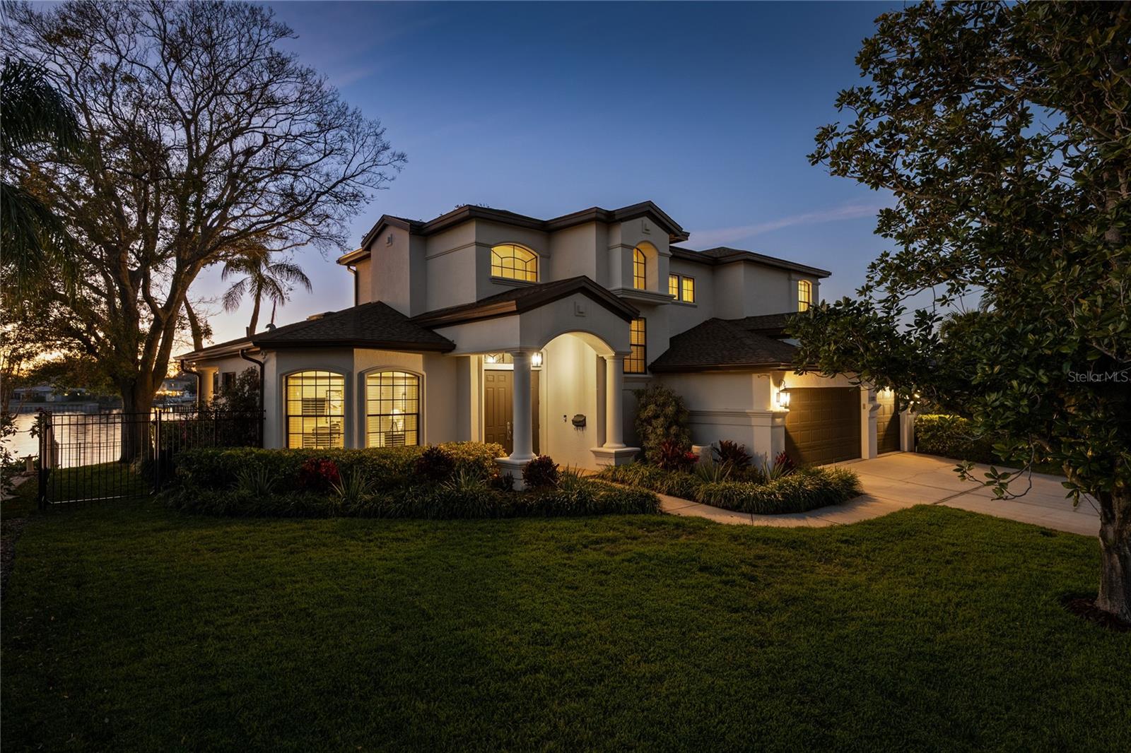 Details for 3598 10th Street Ne, ST PETERSBURG, FL 33704