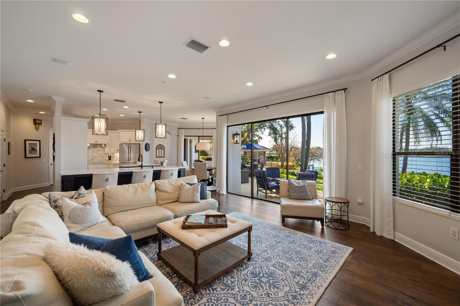 Image 10 of 55 For 3598 10th Street Ne