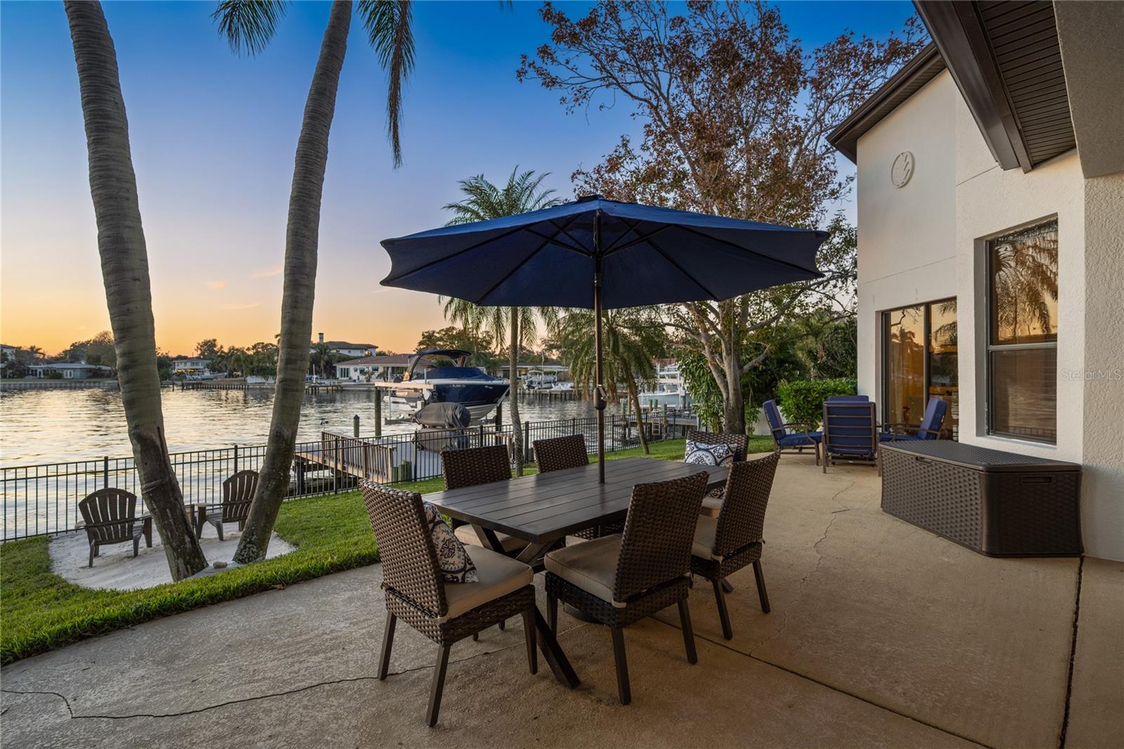 Image 27 of 55 For 3598 10th Street Ne