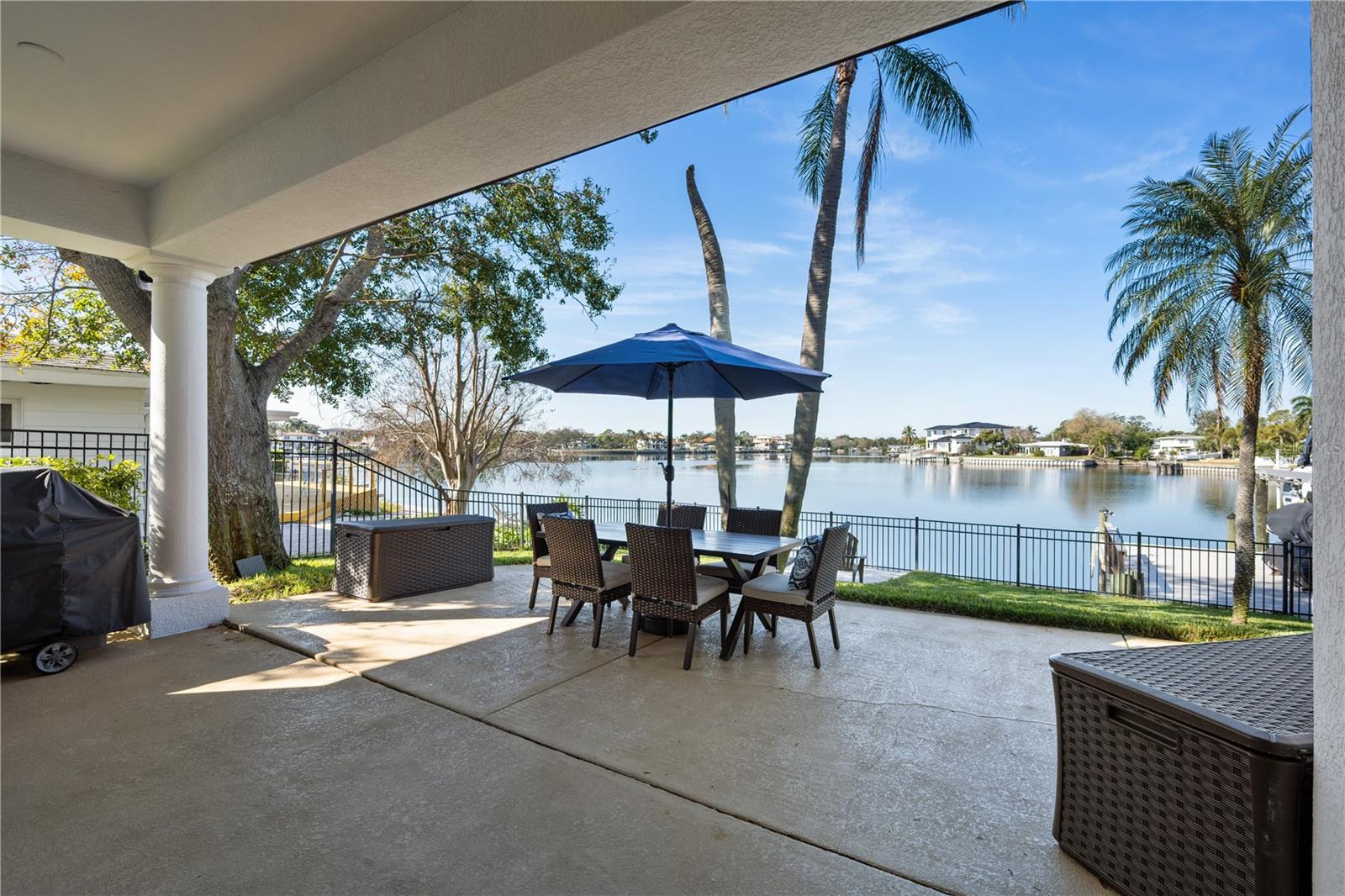 Image 28 of 55 For 3598 10th Street Ne