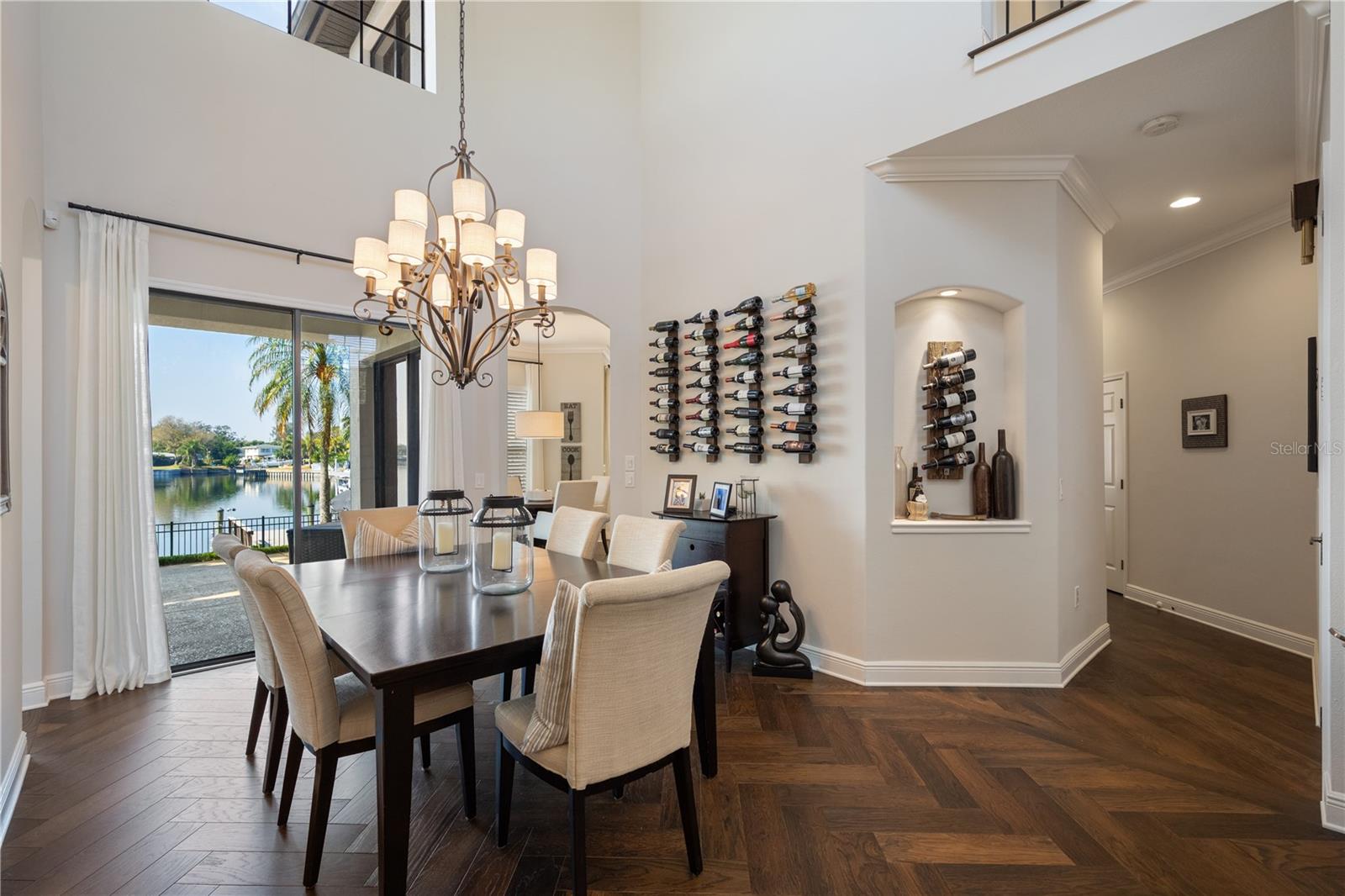 Image 5 of 55 For 3598 10th Street Ne