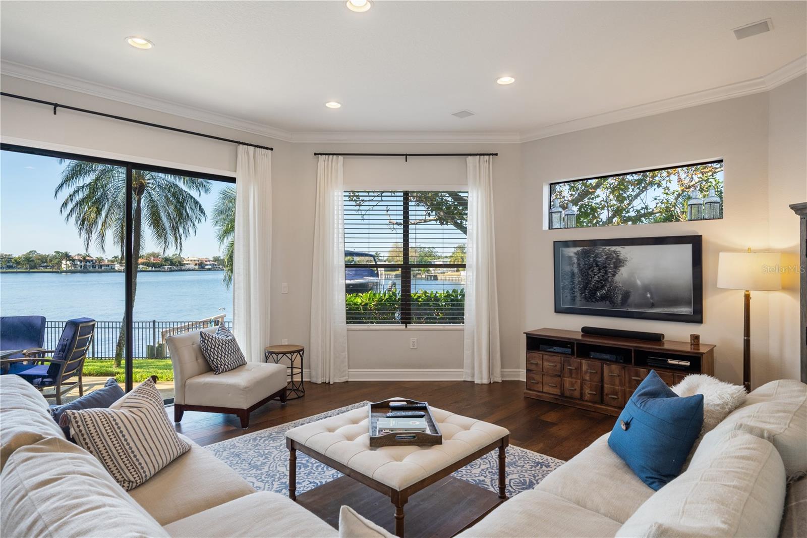 Image 8 of 55 For 3598 10th Street Ne