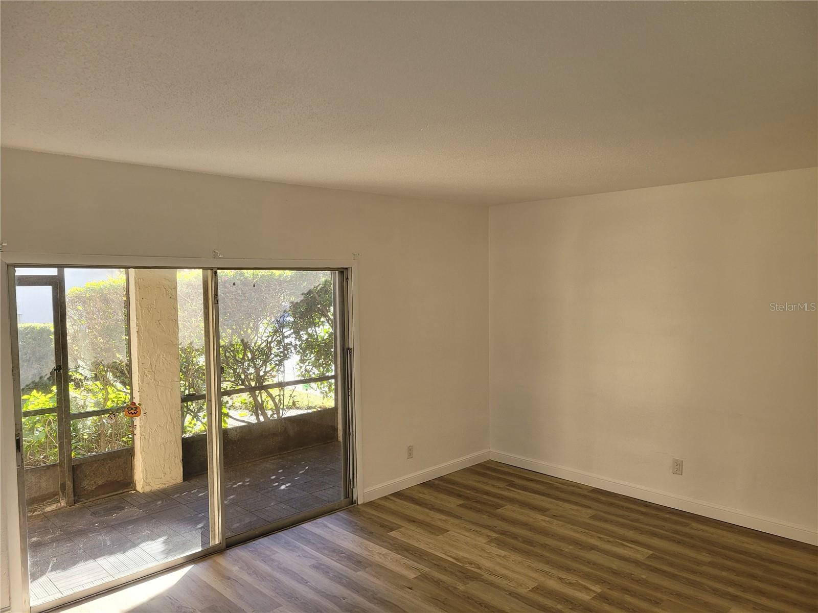 Image 16 of 36 For 200 Maitland Avenue 187