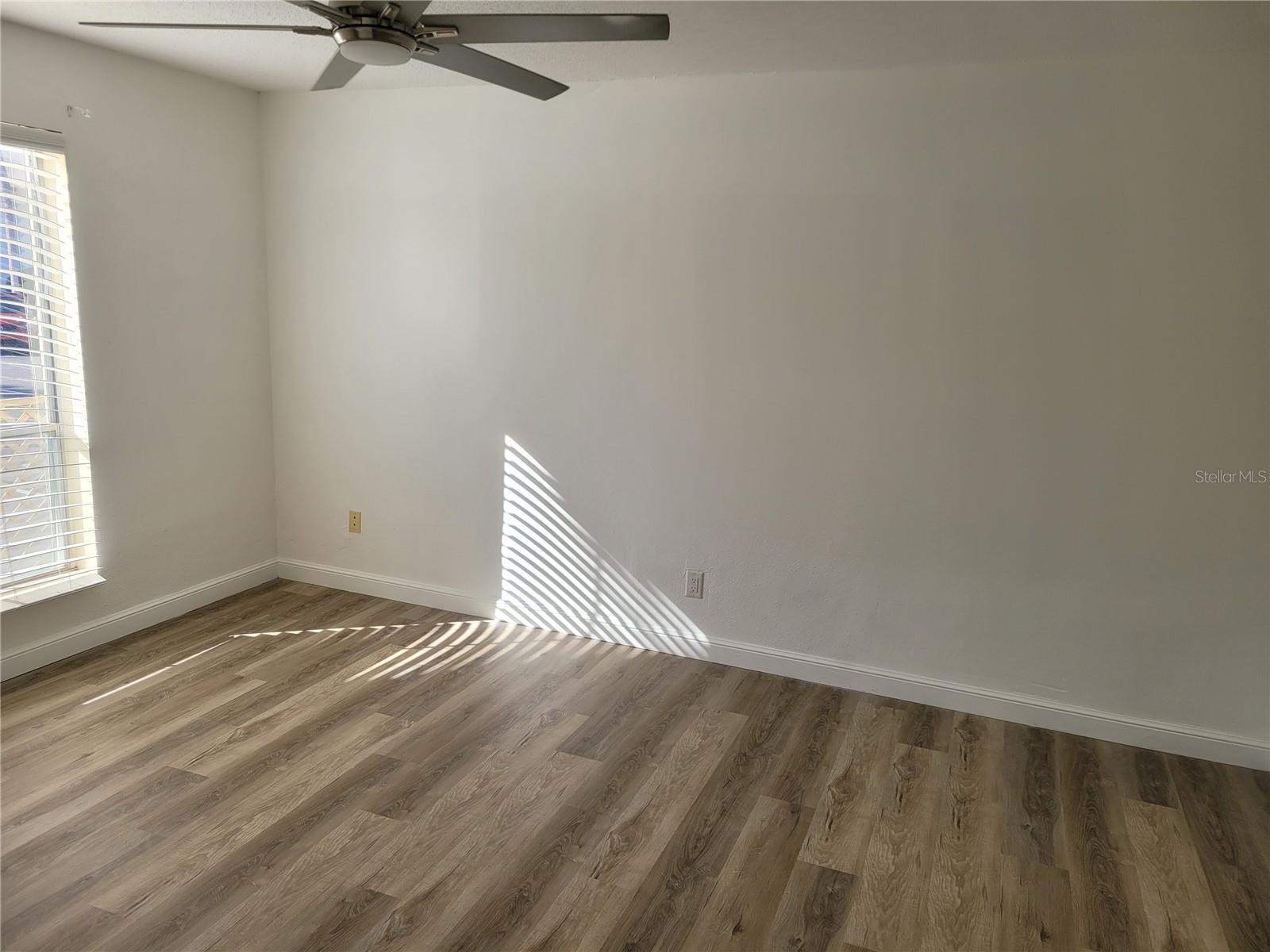 Image 28 of 36 For 200 Maitland Avenue 187