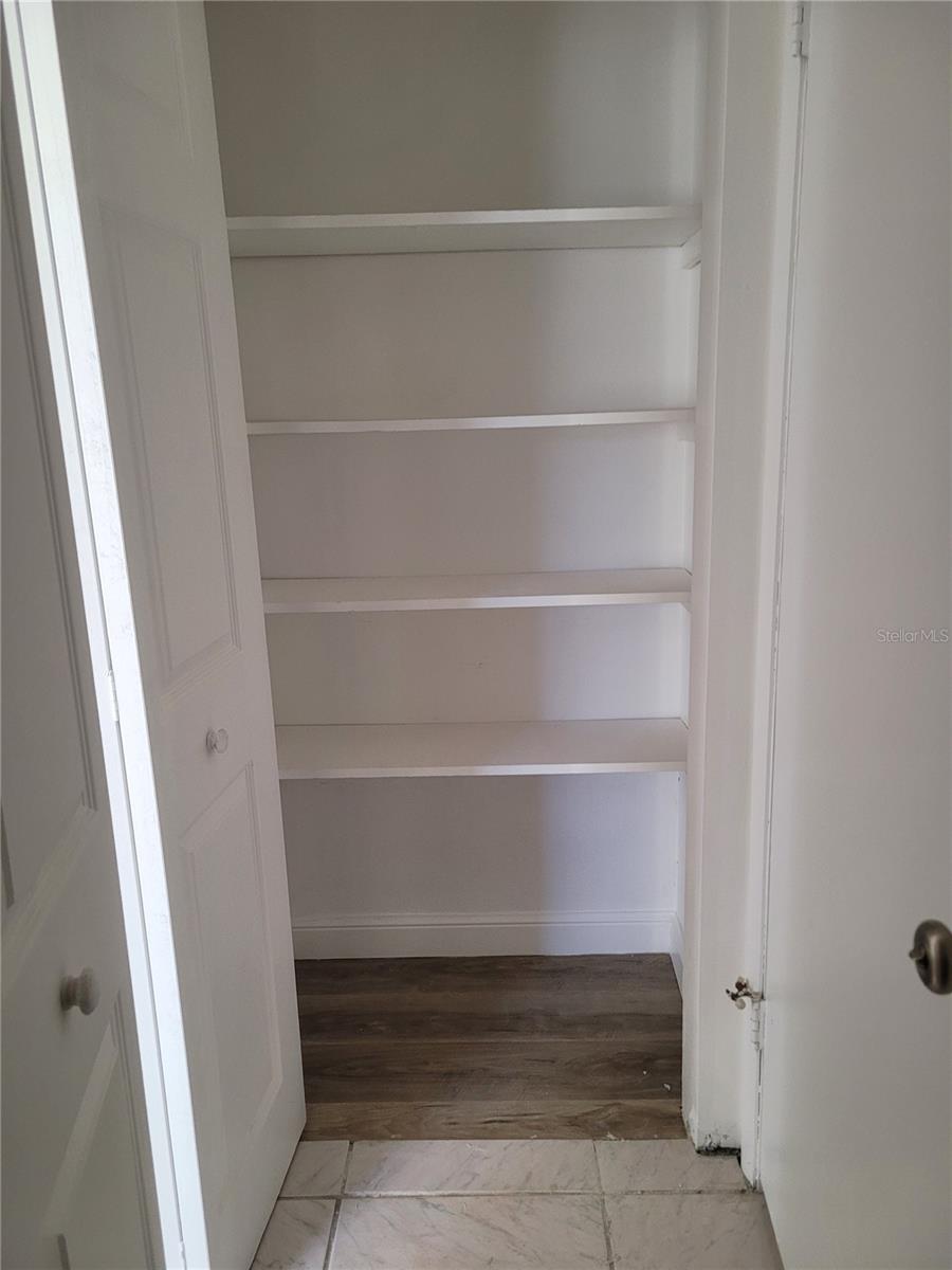 Image 33 of 36 For 200 Maitland Avenue 187