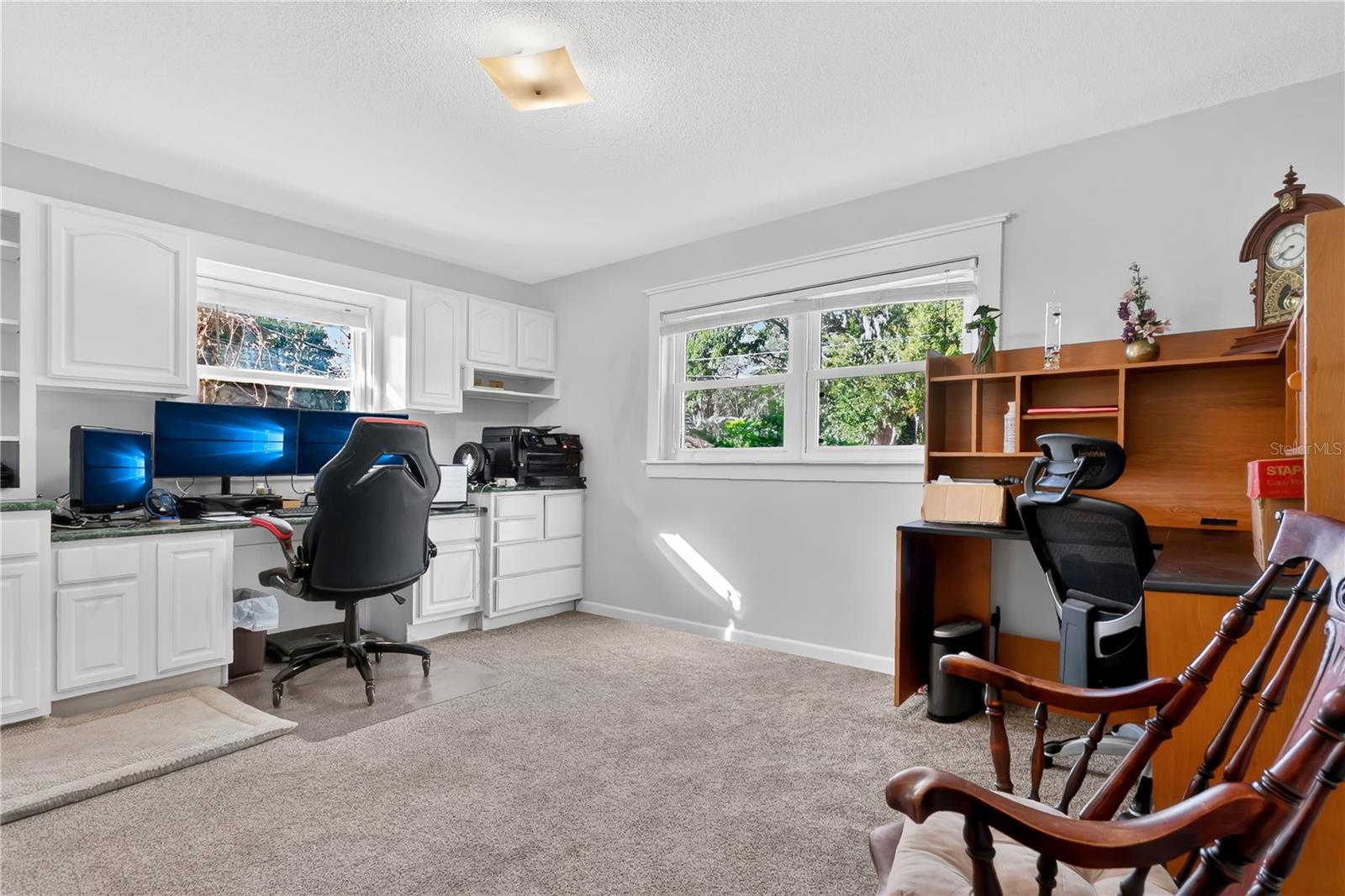 Image 18 of 49 For 2704 Mendelin Street