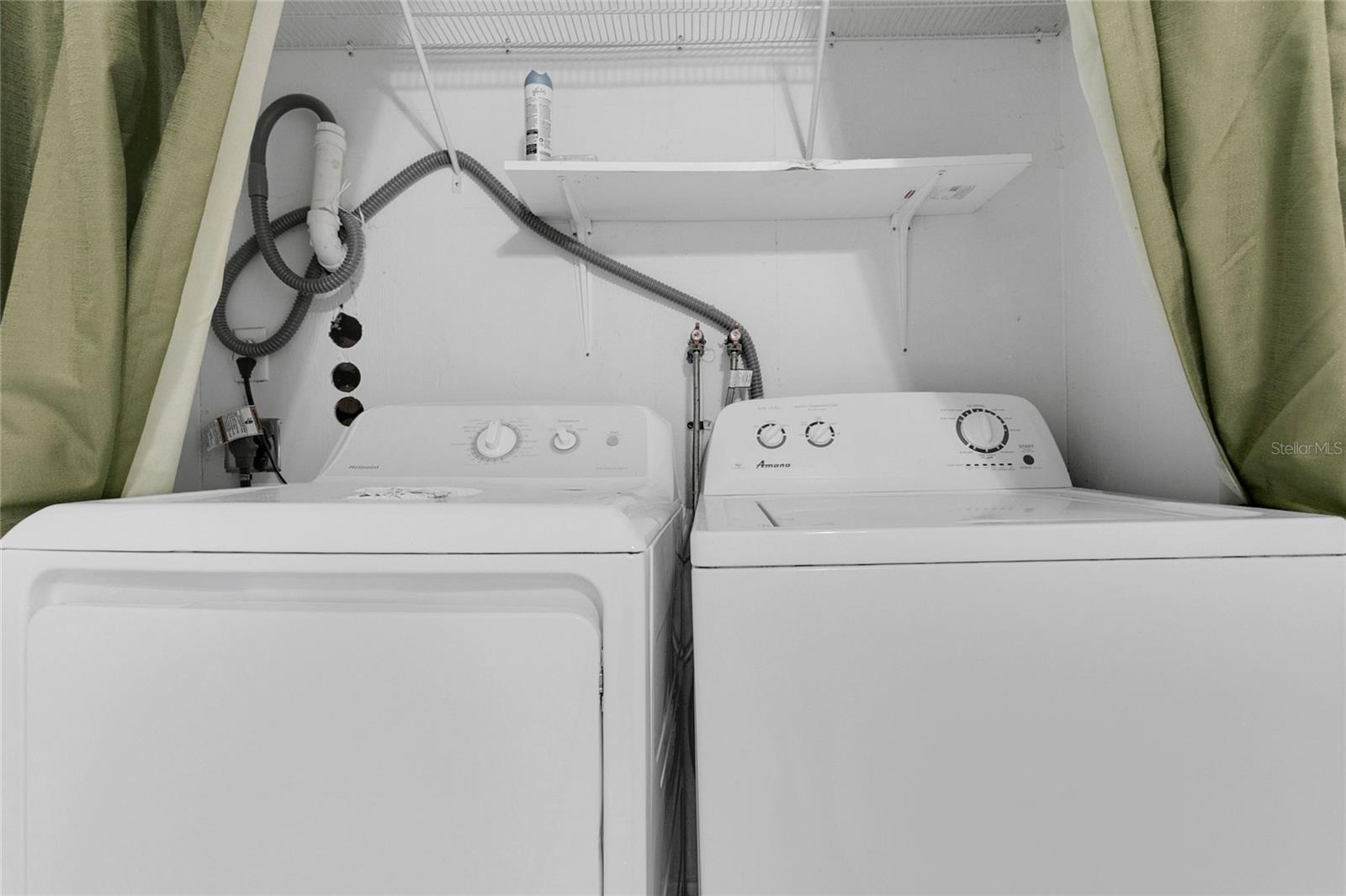 Image 32 of 49 For 2704 Mendelin Street