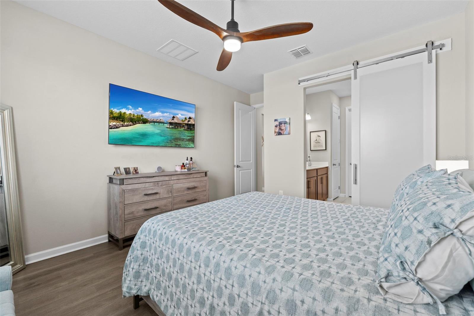 Image 15 of 41 For 858 Ballantyne Drive