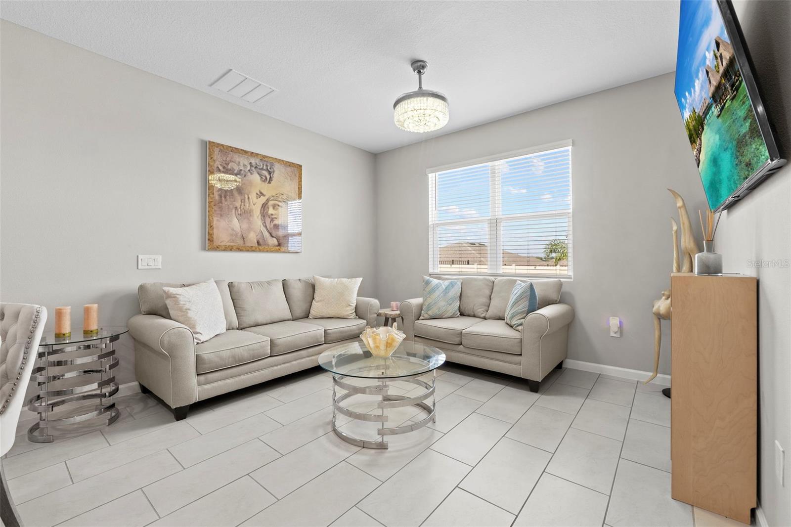 Image 4 of 41 For 858 Ballantyne Drive