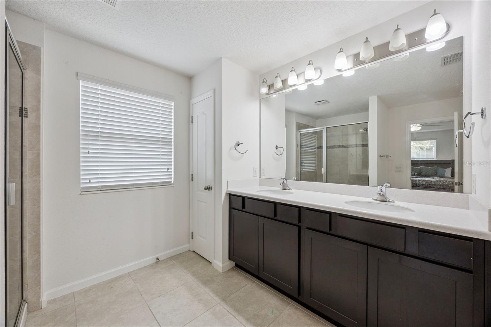 Image 19 of 29 For 16756 Abbey Hill Court