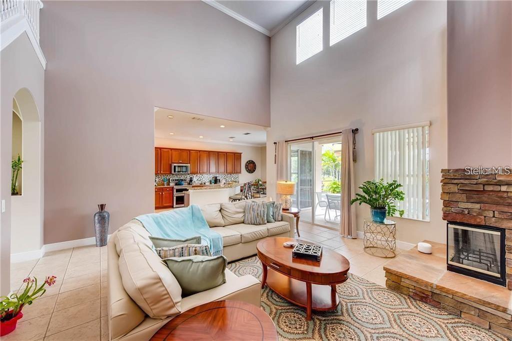 Image 3 of 11 For 9718 Pineola Drive