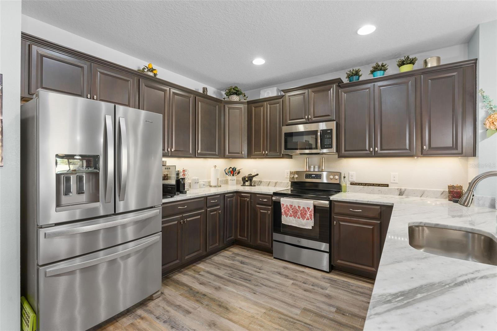 Image 18 of 42 For 9685 Early Loop